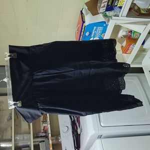 Stretch waist skirt with eyelets black